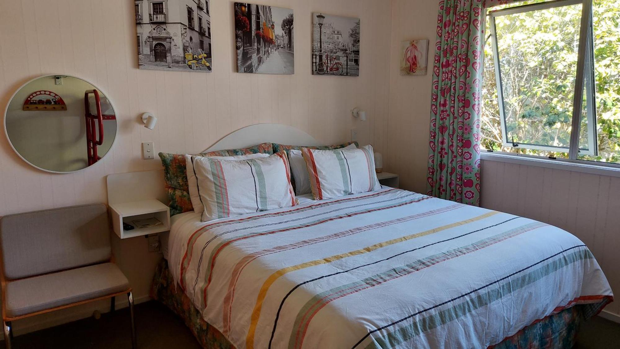 Bed And Breakfast Happy Home Taupo Accommodation Esterno foto
