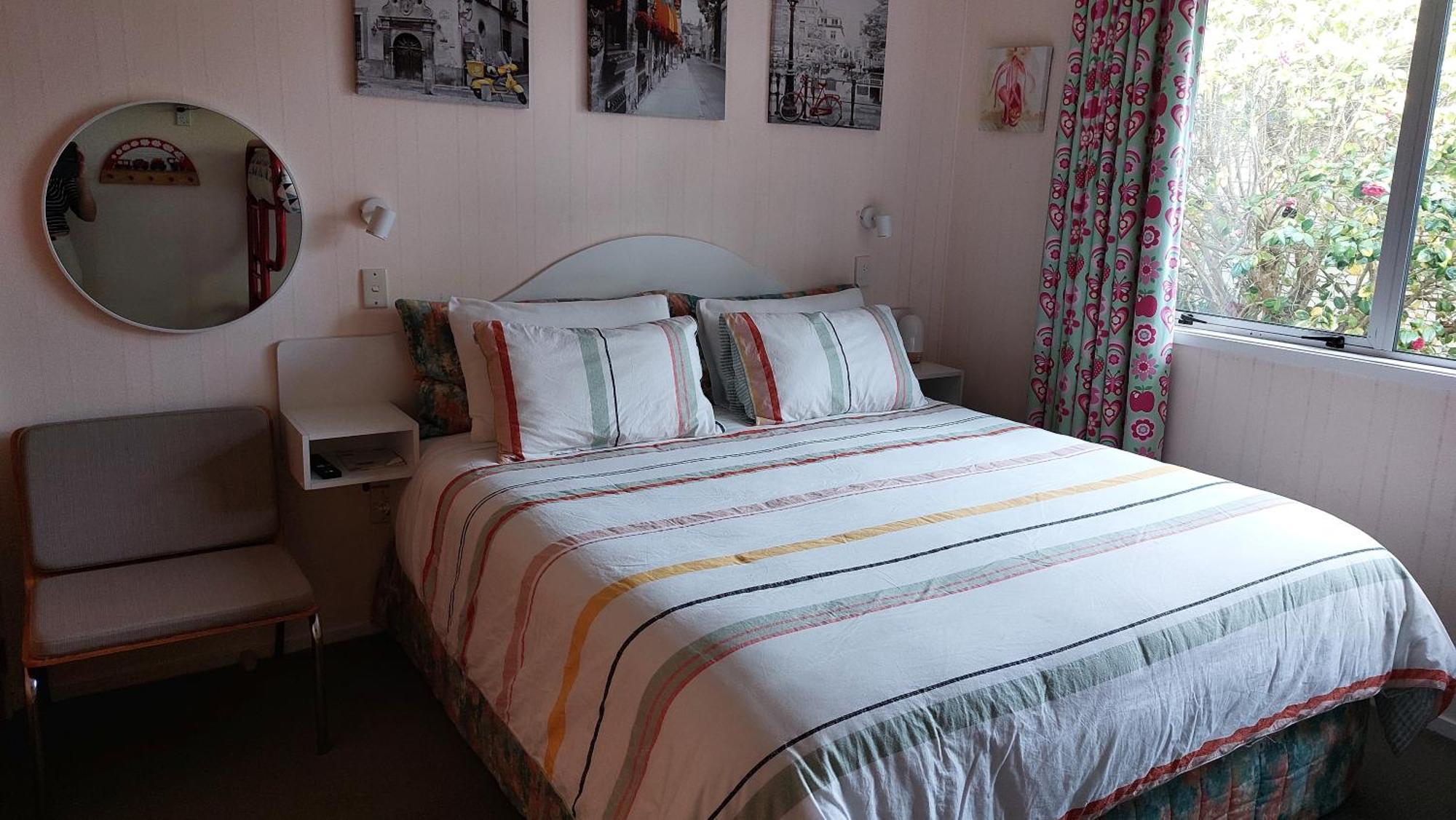 Bed And Breakfast Happy Home Taupo Accommodation Esterno foto