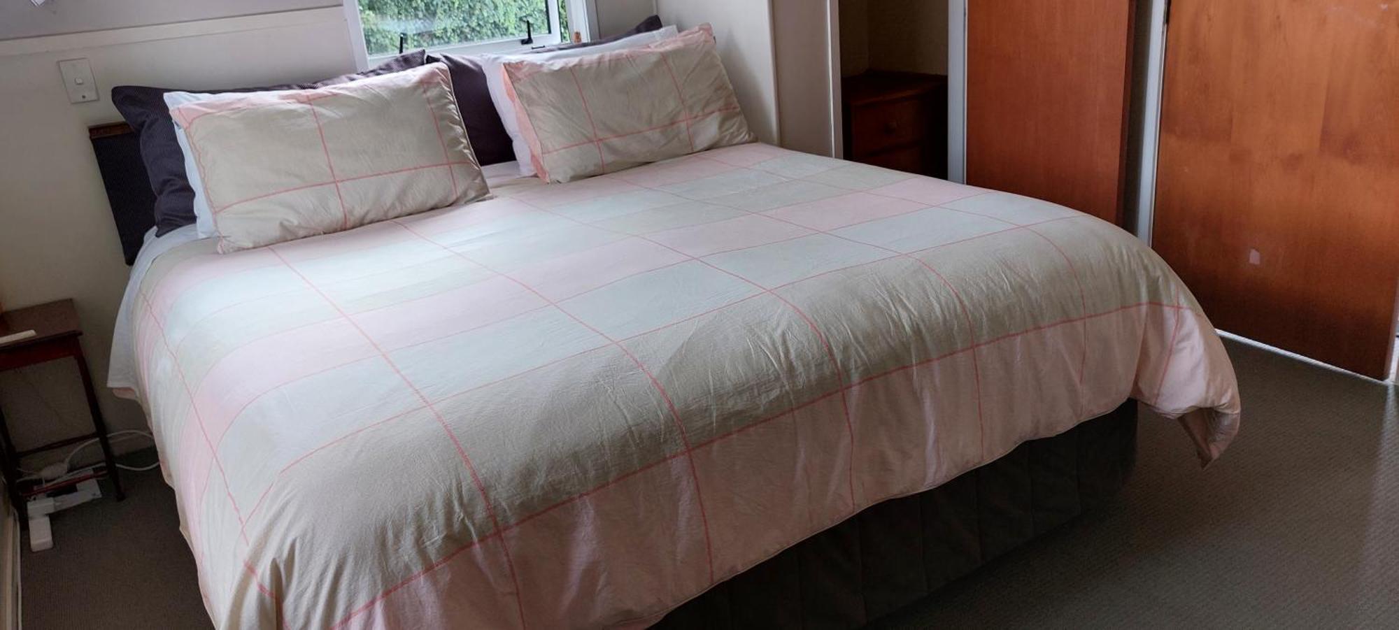 Bed And Breakfast Happy Home Taupo Accommodation Esterno foto
