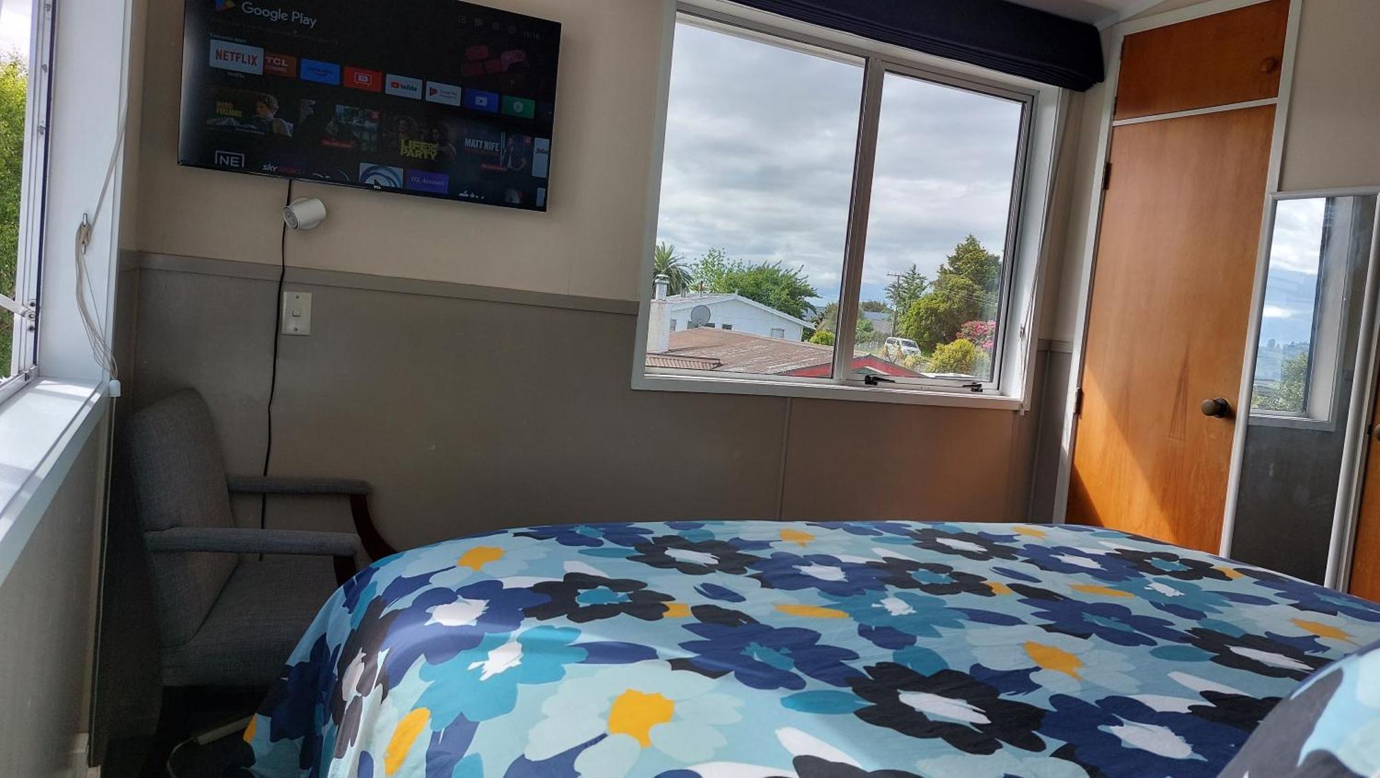Bed And Breakfast Happy Home Taupo Accommodation Esterno foto
