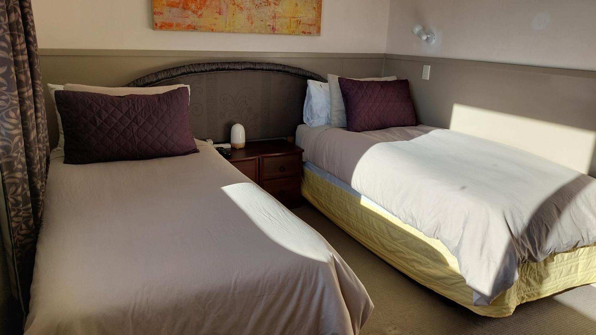 Bed And Breakfast Happy Home Taupo Accommodation Esterno foto