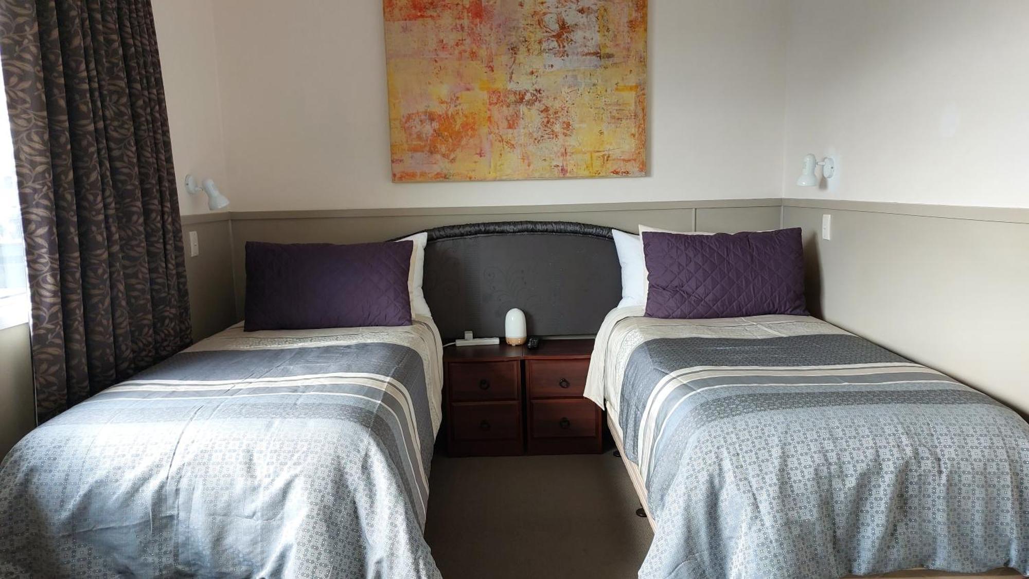 Bed And Breakfast Happy Home Taupo Accommodation Esterno foto