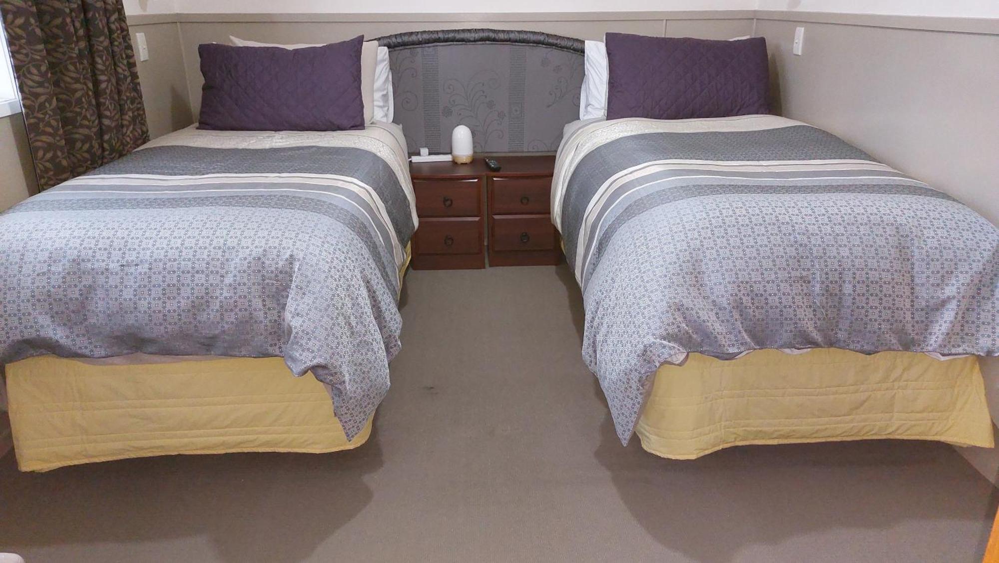 Bed And Breakfast Happy Home Taupo Accommodation Esterno foto
