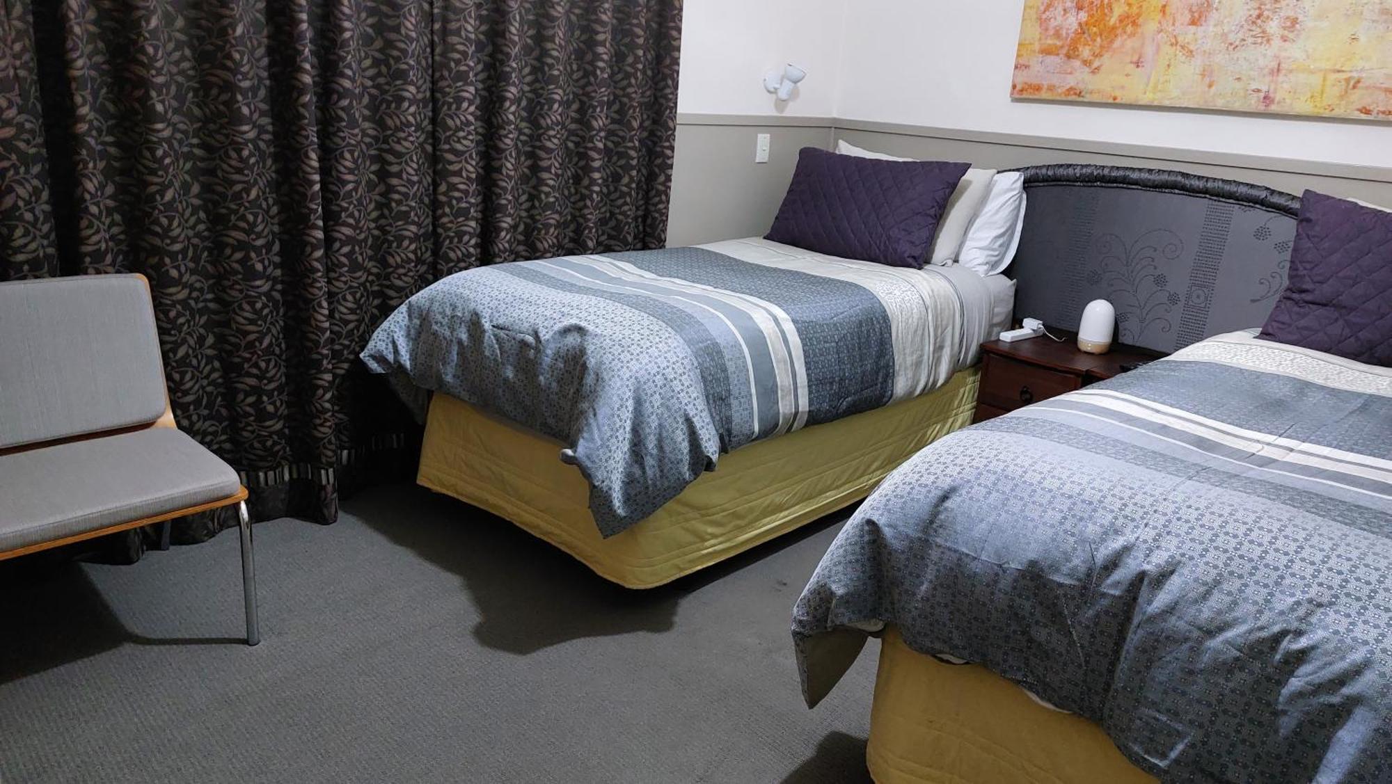 Bed And Breakfast Happy Home Taupo Accommodation Esterno foto